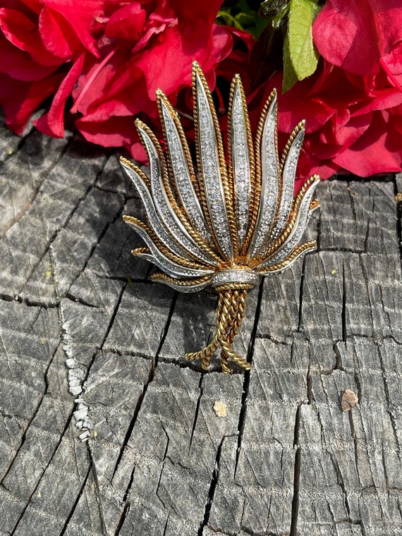 Diamond Flower Brooch, Gold Flower, Diamond Flowe… - image 9
