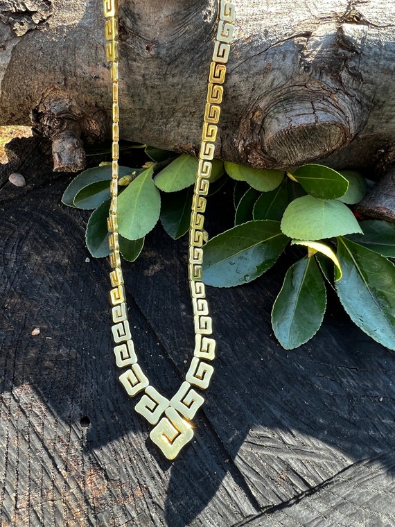 V Shape Gold Necklace, Gucci Link Nekclace, Yello… - image 6