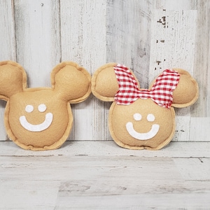 Christmas Mickey and Minnie Decor / Christmas Disney Inspired Decor / Disney Inspired Tiered Tray / Gingerbread Mickey Decor / Minnie Decor