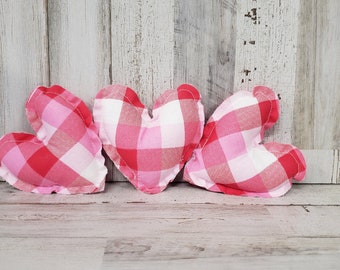 Set of 3 Stuffed Hearts - Rustic Valentine's Day vase and bowl fillers - Valentines day decor - Farmhouse / Valentine Tier Tray Filler