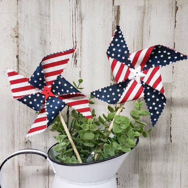 Patriotic Fabric Pinwheels / Farmhouse Patriotic Flags / Patriotic Pinwheels / Memorial Day Decor / 4th July decor / Tiered Tray Decor