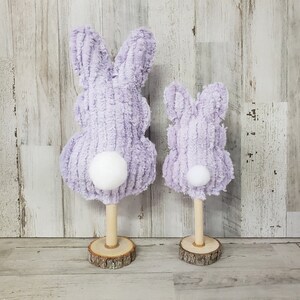 Paarse chenillehaas / chenilledecor / paasmanteldecor / boerderij paasdecor / lentedecor / neutraal Pasen / laag ladevuller