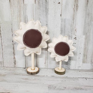 Girasoli in tessuto su supporto in legno / Decorazione estiva da fattoria / Vassoio a più livelli con girasole / Camino con girasole / Bar per il caffè estivo / Estate neutra