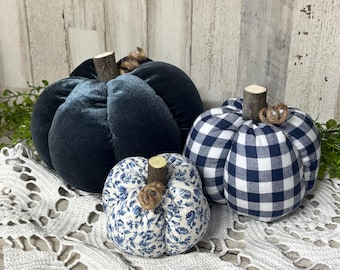 Calabazas florales azules de granja / Calabazas de granja / Calabazas a cuadros azules / Decoración de otoño / Calabazas de tela / Calabazas de cosecha azul / Calabazas de campo