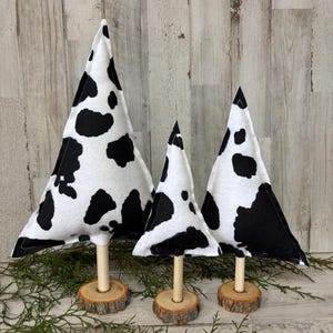 Kuh-Druck-Stoffbaum, rustikale Weihnachtsdekoration, Bauernhaus-Weihnachtsdekor, Kuh-Druck-Dekor, Schwarzweiß-Kuh-Dekor, Dreiecksbaum