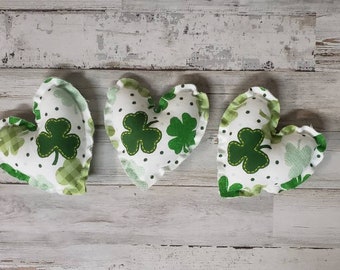 St. Patrick's Heart Filler / St. Patrick's Day Decor / St. Patty's Day Bowl Filler Farmhouse St. Patrick's Decor Tier Tray / Bowl Filler