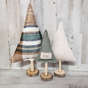 Set of 3 Fabric Christmas Trees, Green Plaid Christmas Tree , Farmhouse Christmas Decor, Sweater Christmas, Christmas Mantel Decor