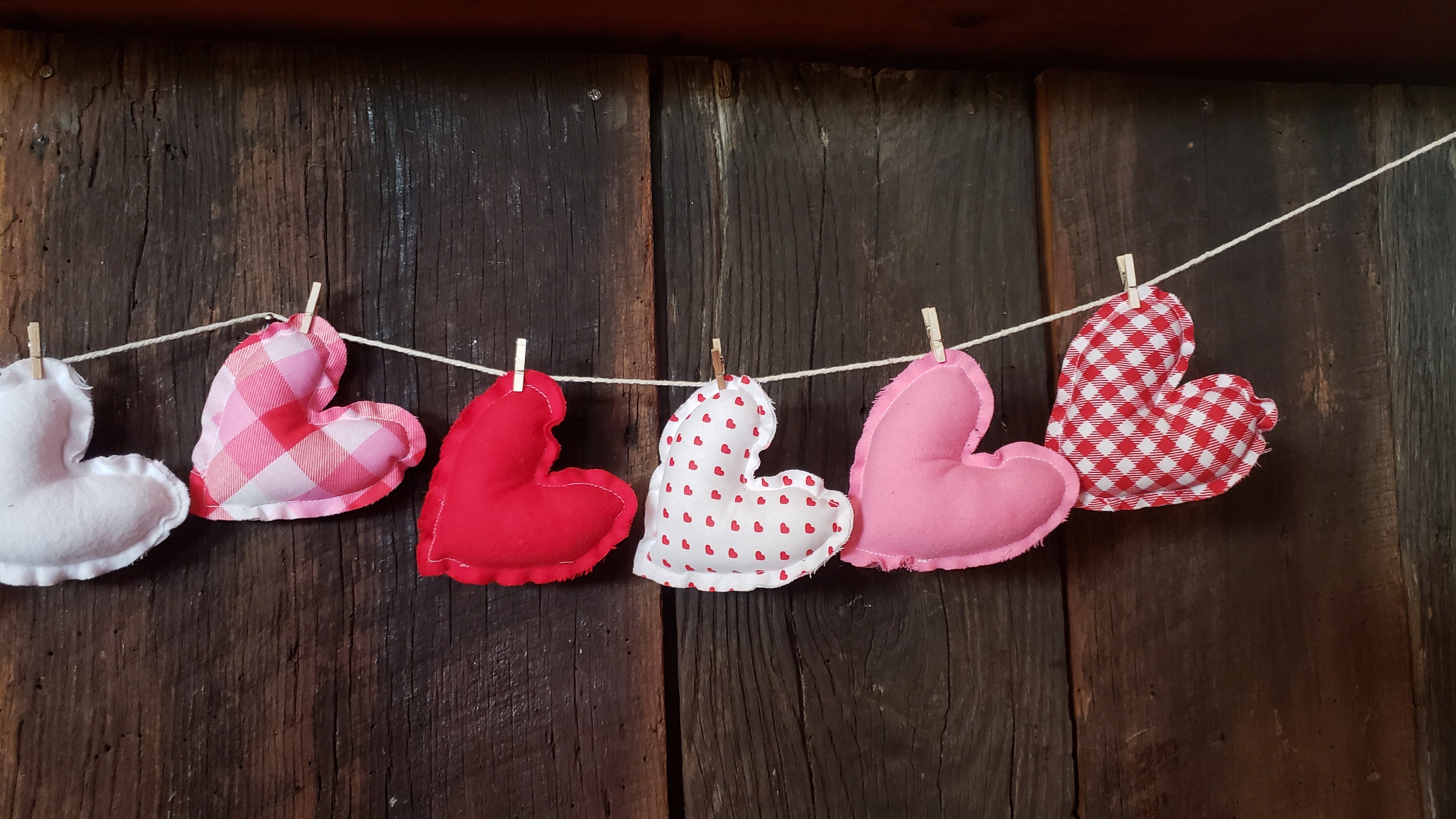 4pz Ghirlanda di Cuori in Feltro, Striscione a Cuore per San Valentino Decorazioni Fai da te per San Valentino Rosa e Rosso Striscione a Cuore Matrimoni Compleanno Decorazioni di San Valentino