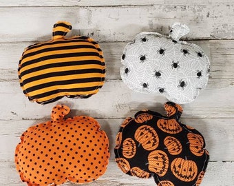 Set of 4 Halloween Fabric Pumpkins / Halloween Pumpkin Decor / Halloween Decor / Hocus Pocus Tiered Tray Decor / Halloween Bowl Filler
