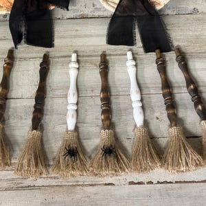 Mini Witches Broom / Halloween Wich Decor / Witch Filler Decor /Primitive Witch Halloween Decor / Witch Broom