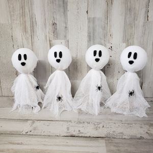 Fabric Ghost On Wooden Stand / Halloween Mantel Decor / Halloween Decor / Fall Tiered Tray Decor / Halloween Coffee Bar