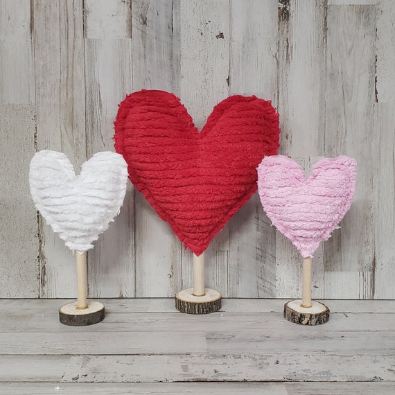 Chenille Hearts on Wooden Stand / Valentine Fabric Hearts / Valentine  Mantel Decor / Rustic Valentine's / Farmhouse Valentine's Decor / 