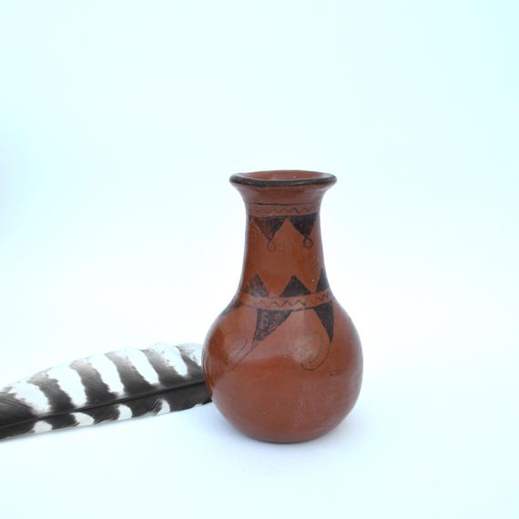 Vintage Native American Maricopa Pottery Jar by Mary Juan