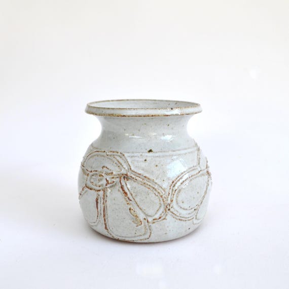 Vintage White Studio Pottery Pot with Freeform Inscribed Flower Design