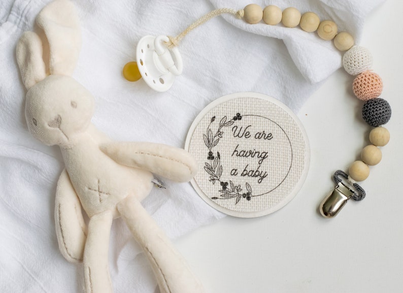 We Are Having A Baby Baby Photo Prop Newborn Photography Hospital Announcement Milestone Card Disc Baby Wood Burlap Plaque Sign