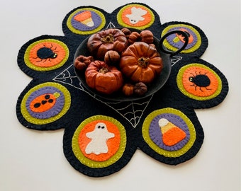 Spooky Penny 10 1/2" Wool Mat Digital Pattern