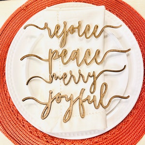 SET OF 4 Personalized Christmas Table Decor | Name Plate Signs | Rejoice | Peace | Merry | Joyful | Words Winter Dining Table Setting