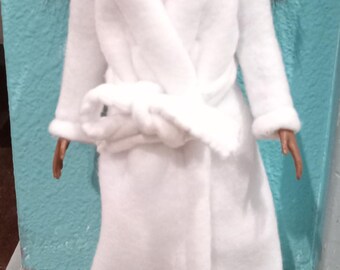 11.5 in Barbie Bathrobe and Nighthown