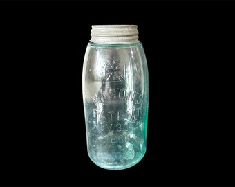 Mason's Patent Nov 30th 1858 with Hero's Cross marked C7 Two Quart Fruit Jar