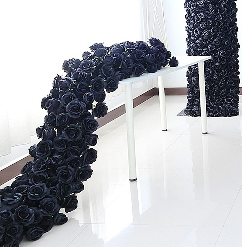 Black Rose Wedding Aisle Flowers: Stair & Sweetheart Decor - Etsy