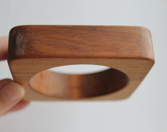 Wooden bracelet boiled in olive oil - eco-jewelry - square bracelet - 20 mm