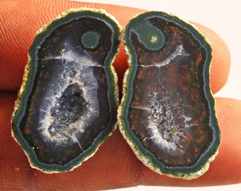 Druzy Agate Geode Pair, Rough Gemstone Cabochons, 30x18x8mm