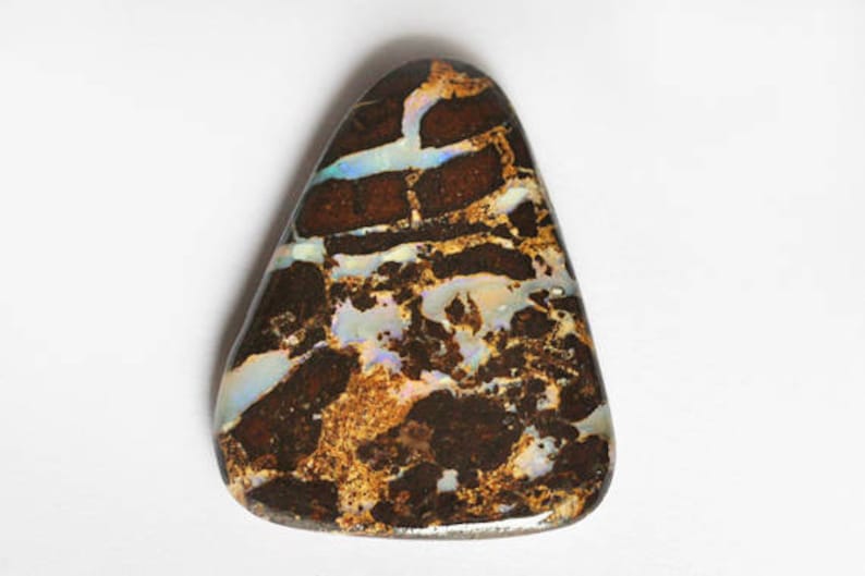 Size 39X32X6 MM Pendant Jewelry Stone Fire Stone Wholesale Price Cabochon AG-5084 High Quality Australian Boulder Opal Natural Cabochon