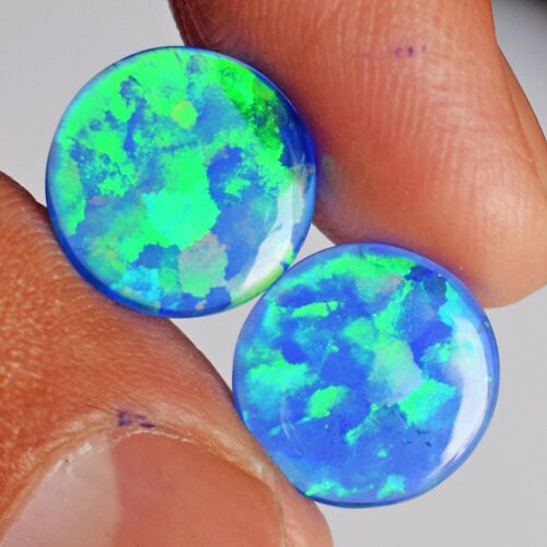 ファイアーオパール カボション ペア、ジュエリー製作用ラウンドルース