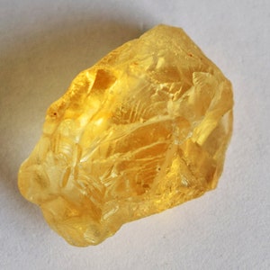 Rough Citrine Crystal, Citrine Stone, Raw Citrine Healing Crystals and Stones, Citrine Rough Crystal Raw Chip for Crafting & Jewelry Making