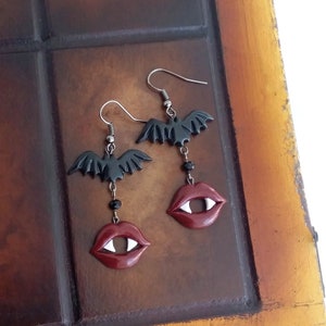 Vampires mouth and bat earrings, vampire halloween earrings handmade from polymer clay, dracula earrings, halloween jewelry, bite earrings image 8
