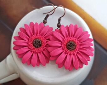 Dark pink flower earrings, daisy flower earrings, gerbera daisy earrings, polymer clay flower earrings, pink and brown, boho jewelry