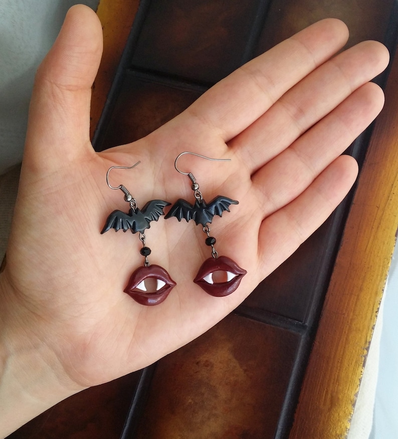 Vampires mouth and bat earrings, vampire halloween earrings handmade from polymer clay, dracula earrings, halloween jewelry, bite earrings image 5