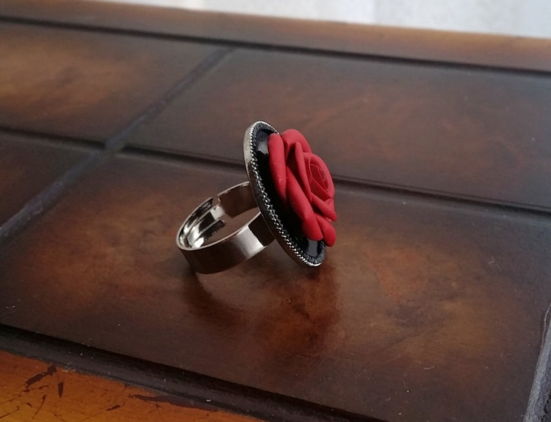 red rose emerge from black lake flower jewelry red /& black red rose flower gothic ring handmade from polymer clay Red rose round ring