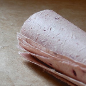 Fogli interi/mezzi di carta Onionskin, 20 x 30 pollici, carta testurizzata rosa polvere naturale dell'Himalaya, carta indiana fatta a mano,