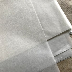 Small pieces Tengujo, 17gsm repair paper, pH7.1 Japanese Manila Hemp, off-white natural colour lightweight tissue