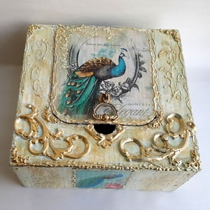 Pfauenhäuschen. Pfau Vintage Dose. Pfau Hochzeit Box.Einzigartige Pfau Hochzeit Cardbox.Mintgrün Box.Custom Bestellbox.Personalisierte Box.