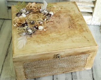 Ivory wooden wedding card box,Flowers vintage wedding card box,Personalization-the names and the wedding date.Custom order wedding card box