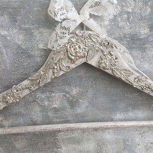 Silver wedding dress hanger,Bridal gown hanger,Vintage lace hanger,Personalized hanger, Custom order hanger, Bridesmaid hanger ,Bride hanger