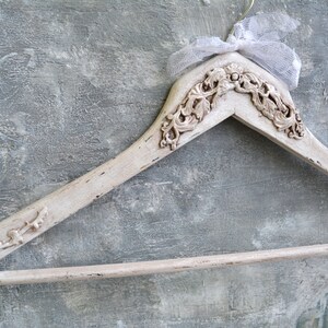 Wedding dress hanger,Bridal Hanger, Wedding dress,wedding gift,Custom hanger, Personalized hanger, Shabby chic vintage rustic wedding hanger