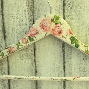 Hochzeit Aufhänger, Braut Aufhänger, Hochzeitskleid, Hochzeitsgeschenk, benutzerdefinierte Aufhänger, personalisierte Aufhänger, Shabby chic Vintage rustikale Hochzeit Aufhänger