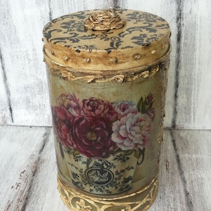 Canister,Kitchen canister,Tin canister,Storage jar,Spice jar,Spice rack,Relievo ornamented,coffee canister,sugar and flour canister,tea tin
