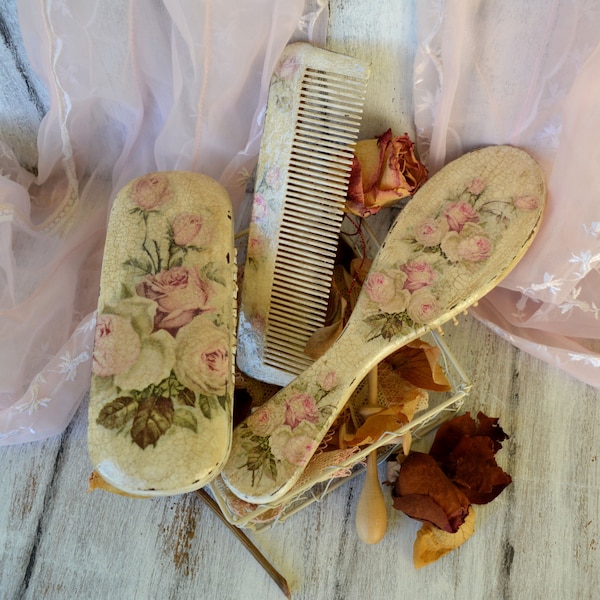 Decoupaged Wooden Shabby chic Hairbrush and comb set,Case for glasses, Rustic Deco Hair Custom set,Personalized gift,Shower party gift