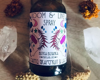 Palo Santo, Grapefruit, Lavender -- Room & Linen Spray  -- 2 oz