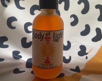 BODY OF LIGHT >> Botanically Infused Body Oil >> Calendula Flowers. St. John's Wort.