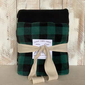 Personalized No Sew Knot Tie Fleece Blanket Throw Kit - Buffalo Plaid Blanket - Tie Blanket- Green and Black Plaid - Personalize with Name