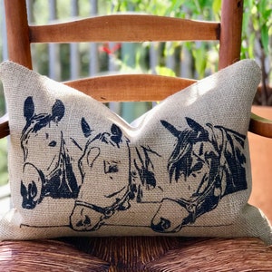 Horses at Fence Pillow, Grain Sack Pillow,  Horse Lover Gift, Horse Pillow, Farmhouse Pillows, Farm Decor, Optional Down Insert 14x20