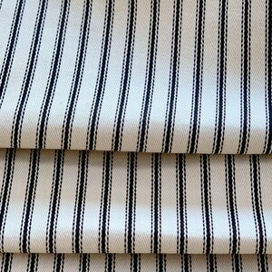 Tissu de rembourrage à coutil Tissé 100 % coton Tissu de style ferme Rayures blanches, noires et marines 54 de large Black on White