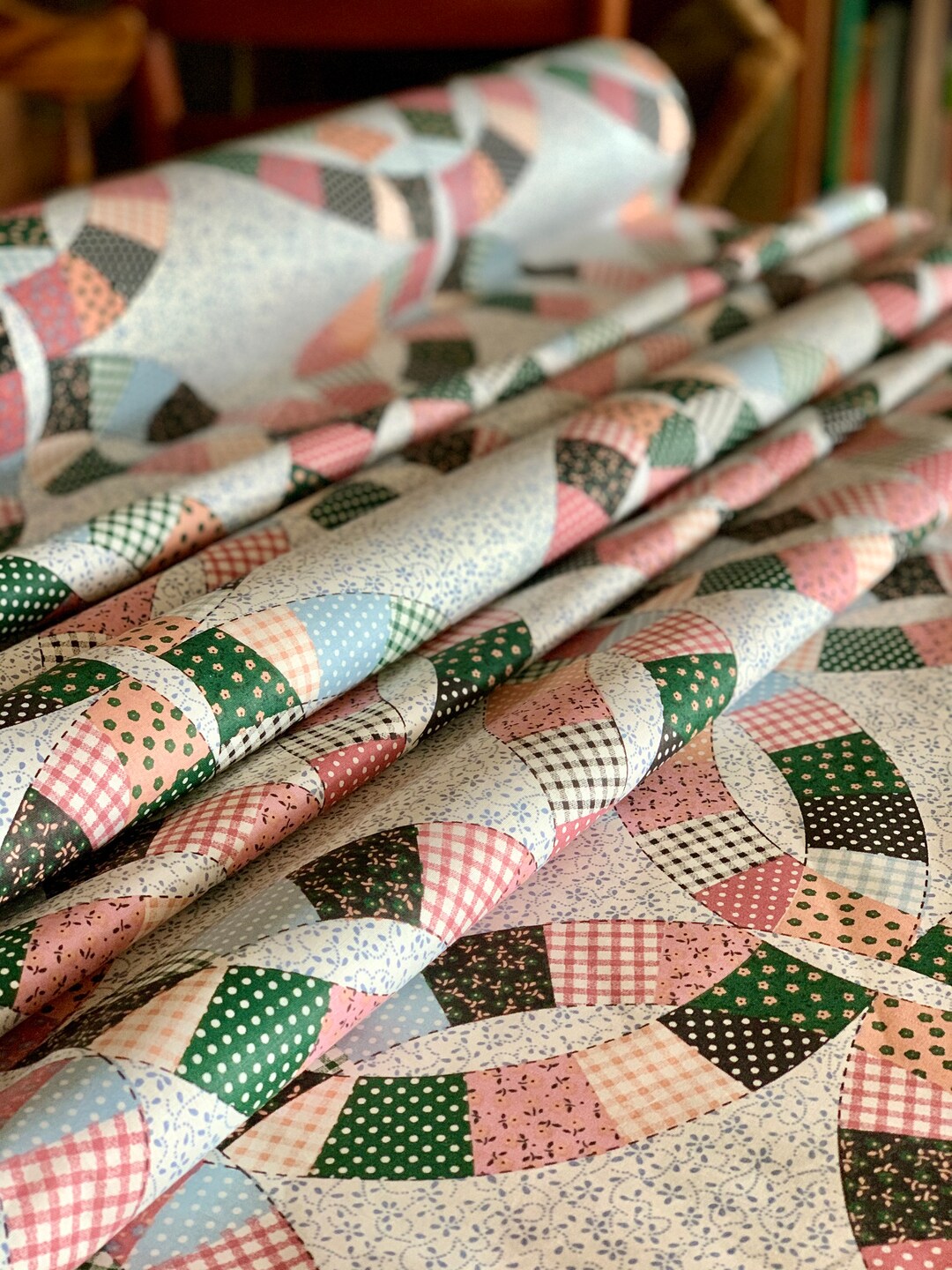 FABRIC Quilt Top 90 Wide Cheater Quilt Top Calico Double Wedding Ring