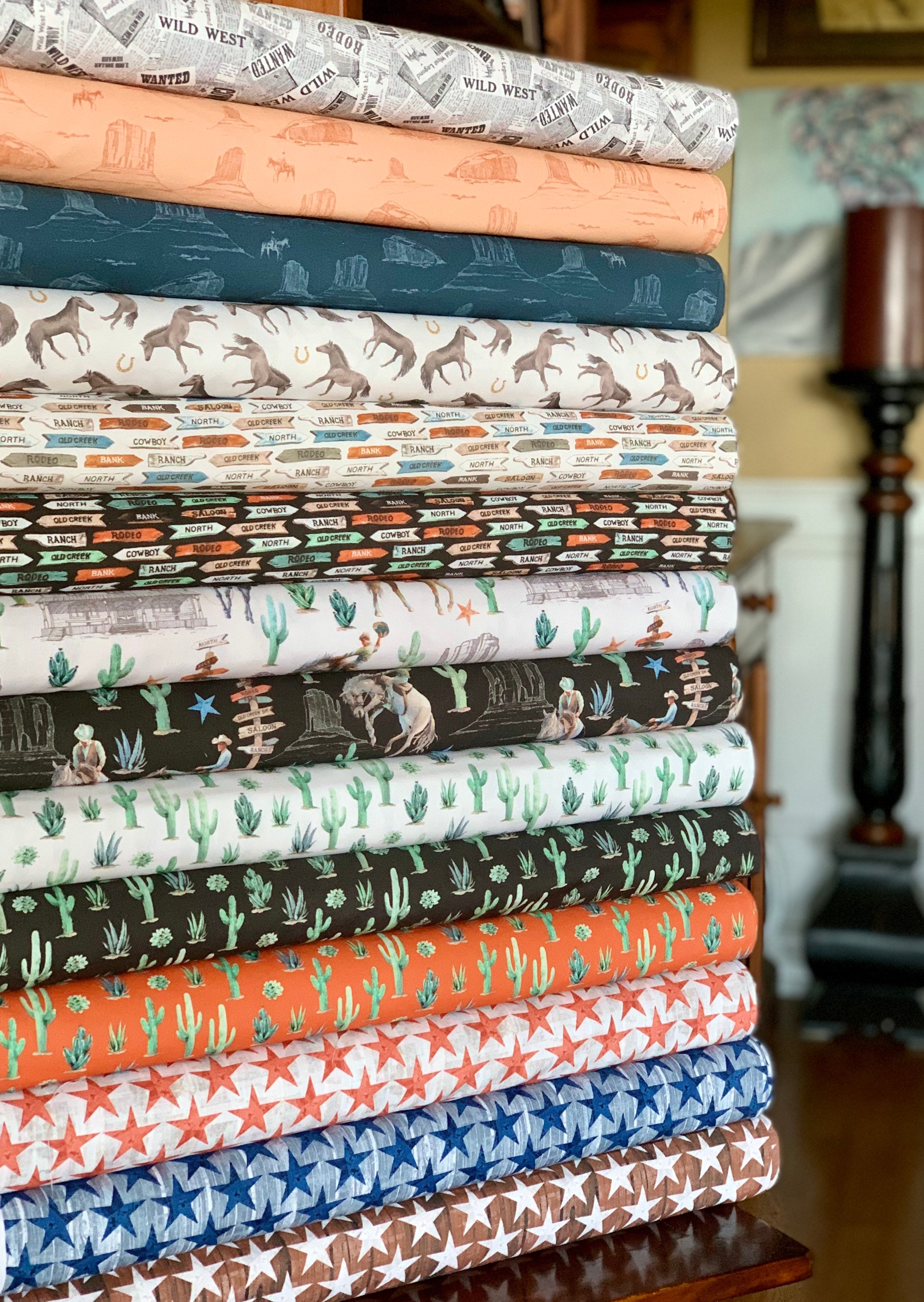 Colección Desert Cowboy de Winham Fabrics - 100 % algodón - Tela Star - Tela del suroeste - Tela vaquera