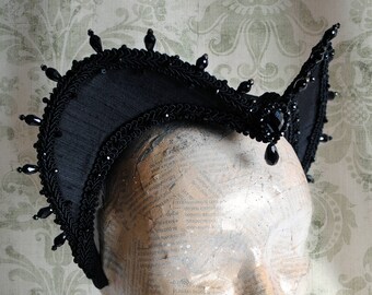 Gothic Vampire Headpiece,Festival Headpiece,Black Tudors Headdress,Dark Renaissance Costume Attifet,Gothic Headdress-Made to Order